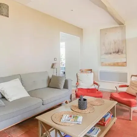 Panoramic Views Of The Pyrenees In Lauragais * Aignes